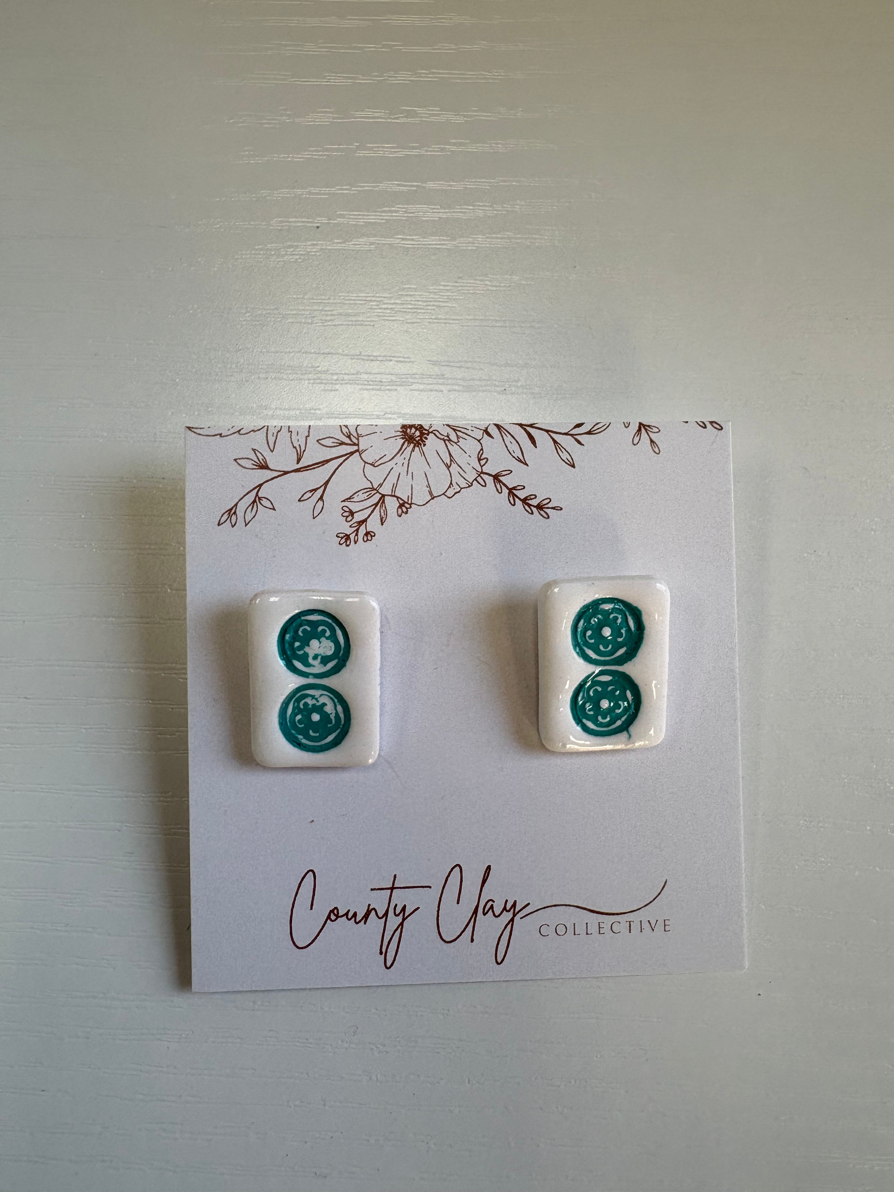 County Clay- 2 dot